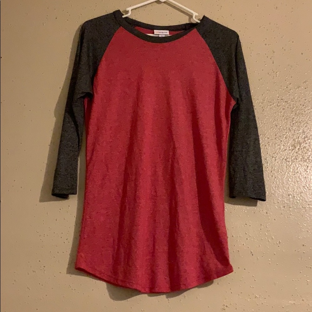 A lularoe long sleeve top
